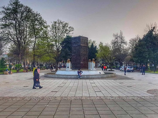 سبزه میدان رشت در یک روز عادی