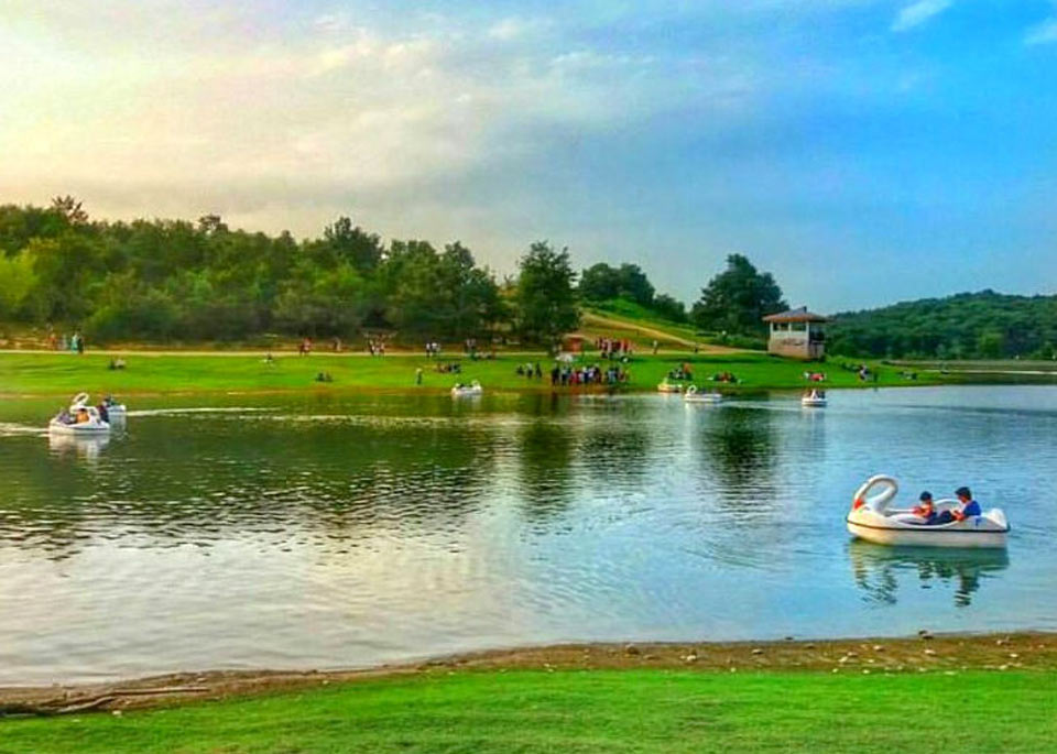 دریاچه سقالکسار رشت