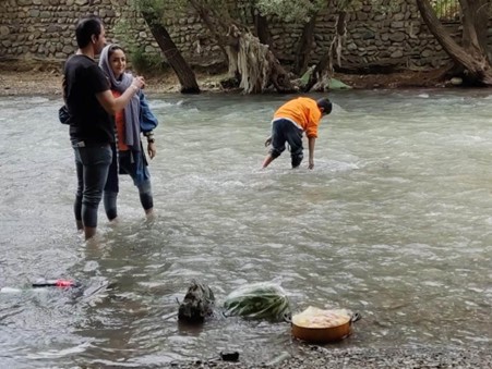 کمپینگ و تفریحات کنار رودخانه کردان