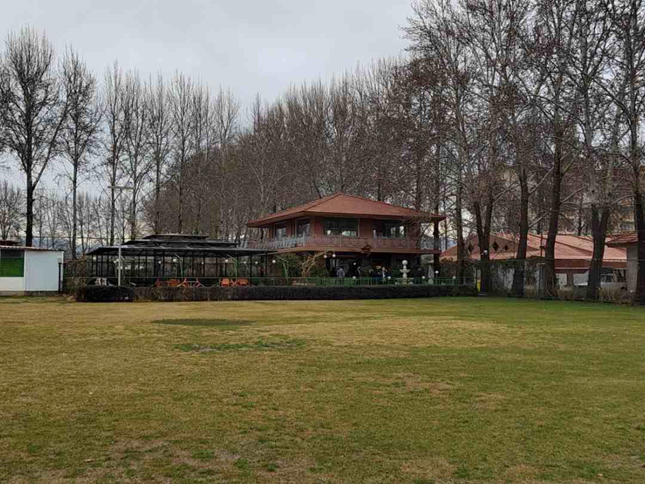 دهکده ورزشی چهار باغ کردان