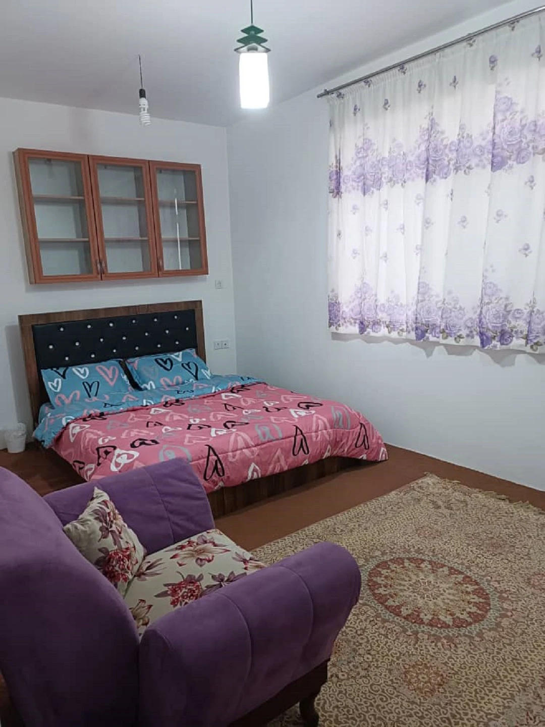 واحد نزدیک ساحل رامسر