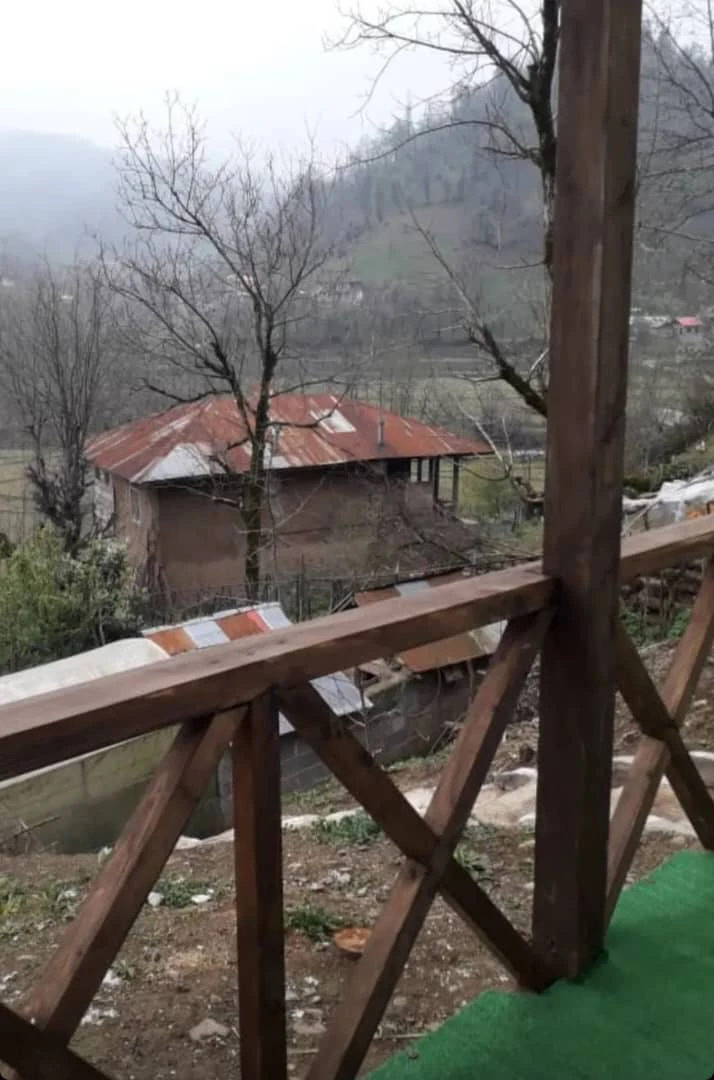 اقامتگاه خوش نشین کلبه شمشاد