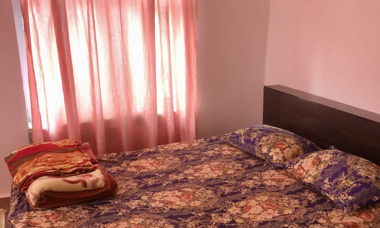 اجاره ویلا جنگلی حیاط دار زیبا دارای رودخانه رامسر