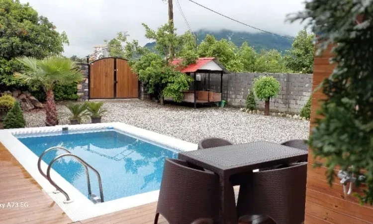 کلبه چوبی استخردار طبیعت رامسر