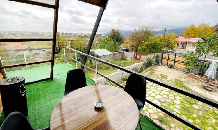 کلبه سوئیسی تراس دار ماسال