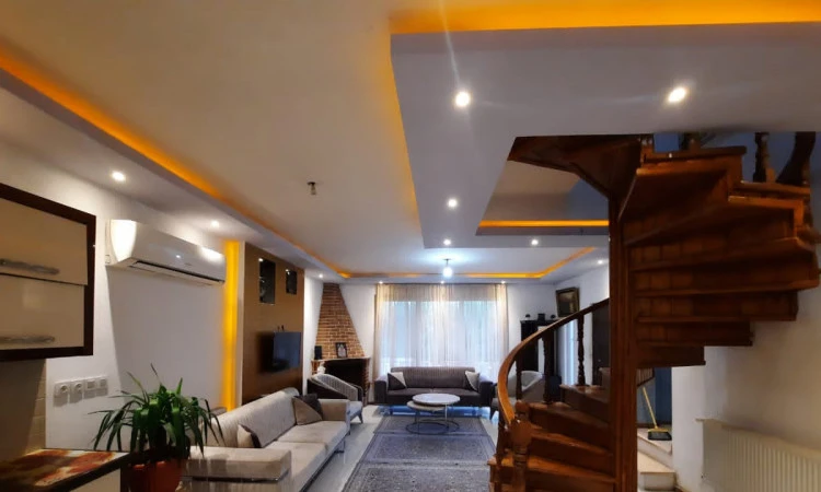 کلبه استخردار مدرن سلمانشهر
