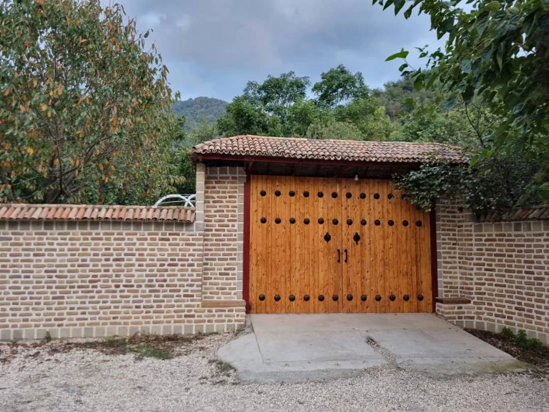 کلبه سوئیسی نارون گرگان