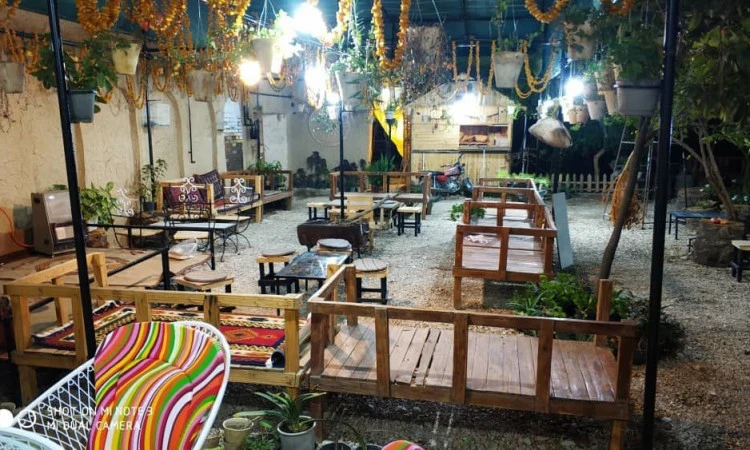 اقامتگاه خفر باب انار (نرگس)