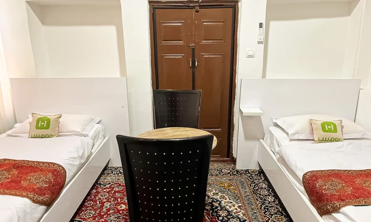 اقامتگاه طاها اصفهان