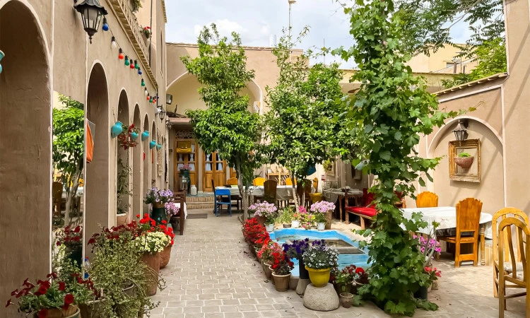 اقامتگاه صالحی اصفهان