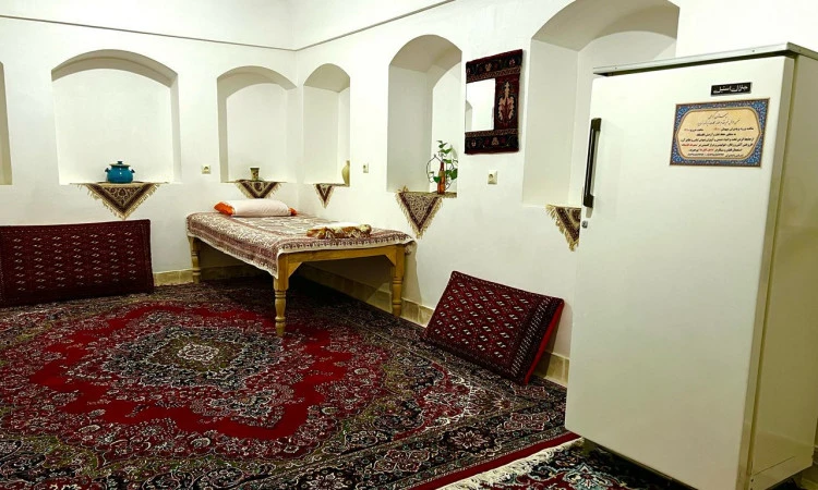 رزرو بوم گردی بابابزرگ (پنج دری)