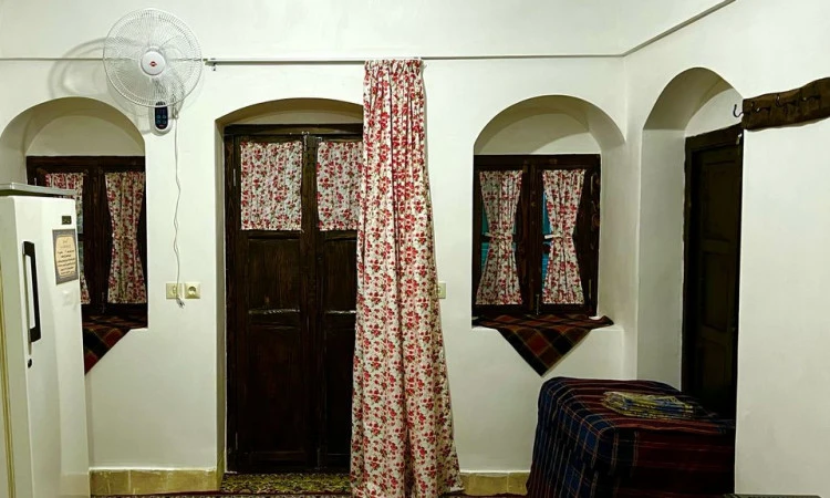 رزرو بوم گردی بابابزرگ (پنج دری)