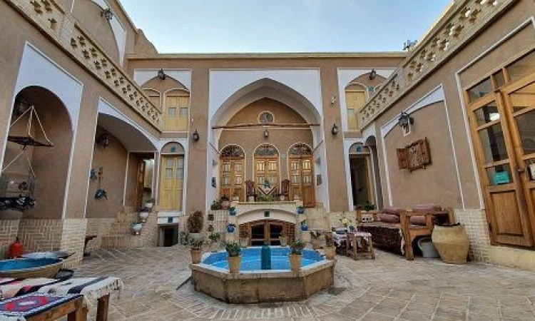 سایه چهار تخته زیرزمین