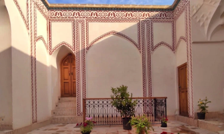 نفیس (اتاق کهربا 2 تخته)