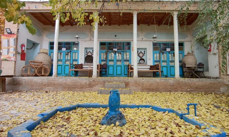 سرای کربلایی فریدون