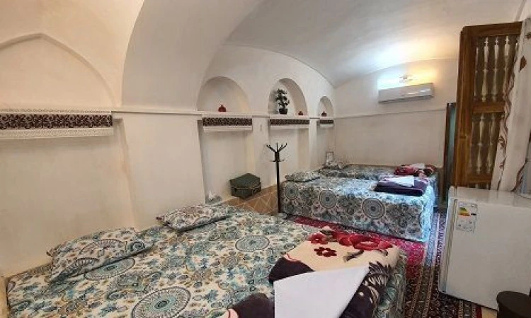سایه چهار تخته زیرزمین