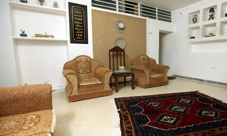 اقامتگاه خانه سنتی کاشکیلو شهداد ( اطاق 3 تخته مستر)