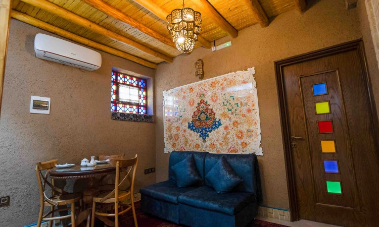 اقامتگاه سنتی آبمیرزا مشهد(آپارتمان دو خوابه)