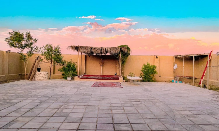 بوم گردی نگارستان ( اتاق شش نفره)