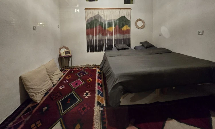 بوم گردی هورست ( اتاق خورشید)