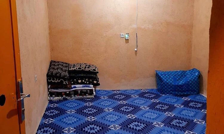بوم گردی سِمسِمو پارسیان(اتاق هامرو)