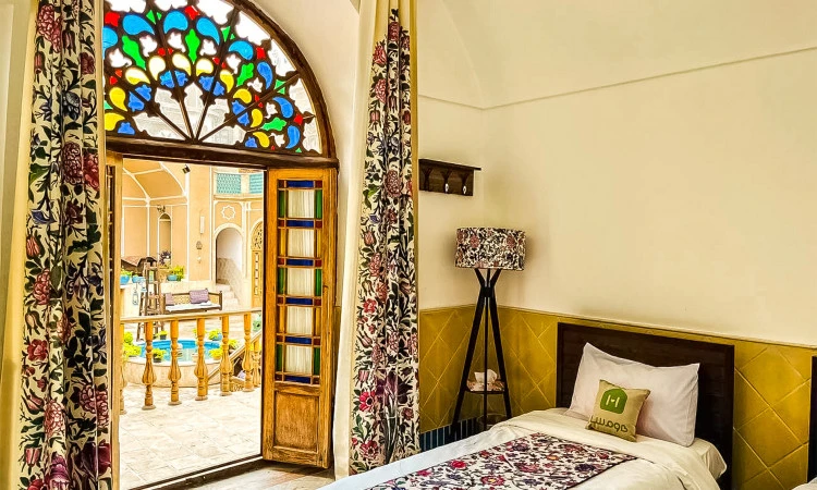اقامتگاه آواسا یزد (اتاق دو تخته توئین 2)