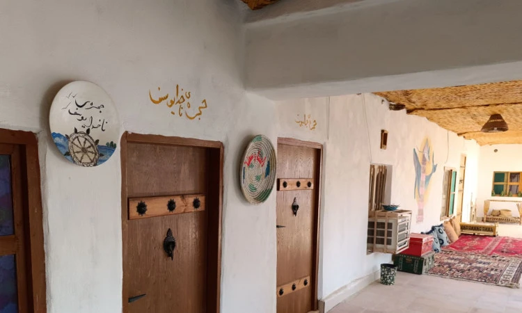 بوم گردی ناخدا یوسف سیراف(اتاق جالبوت )