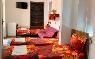 اقامتگاه ریوار کرمانشاه (اتاق ژیوار)