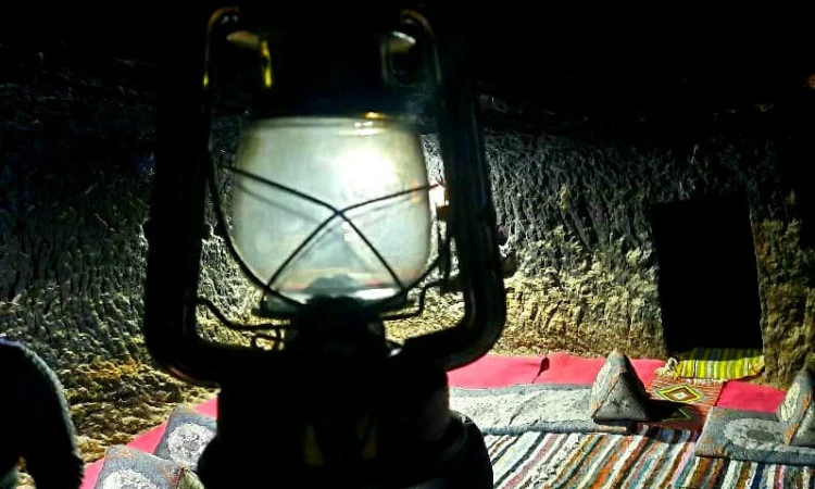 اقامتگاه بن میمند کرمان ( اتاق 48 متری )