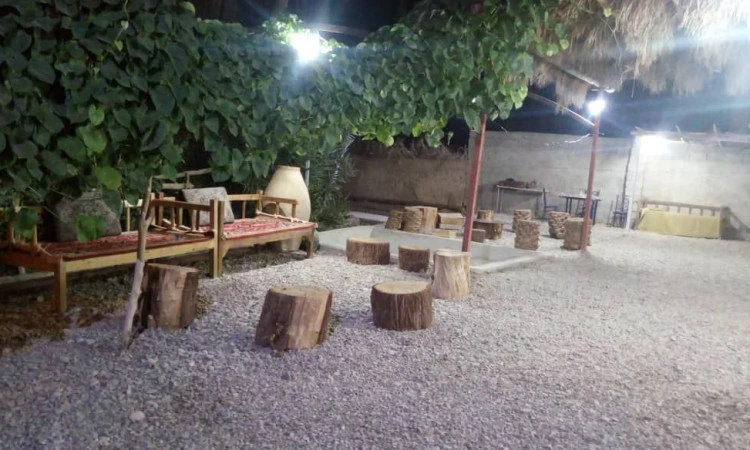 اقامتگاه عقیق شهداد ( اتاق 4 نفره )