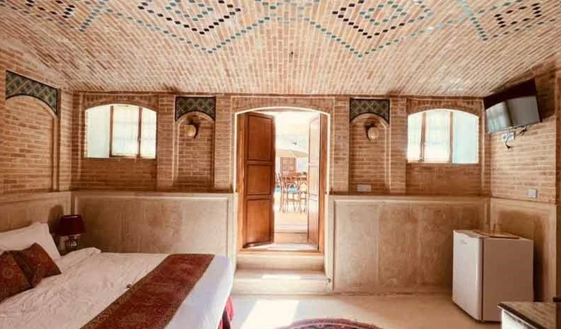 اقامتگاه سنتی قیصریه شیراز