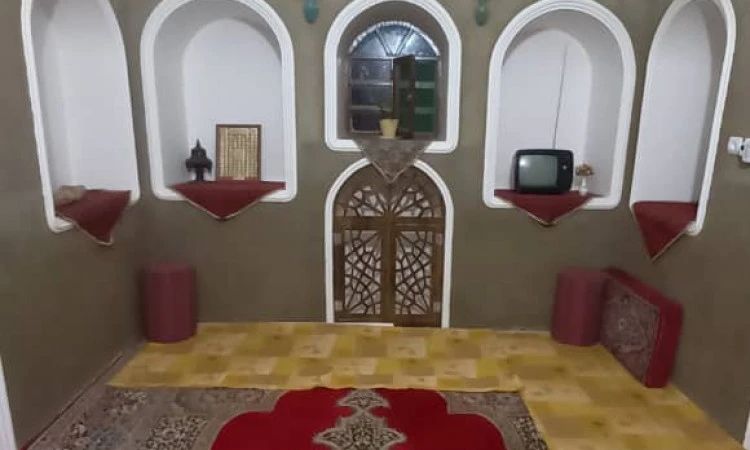 اقامتگاه عمارت سلطانیه زرند