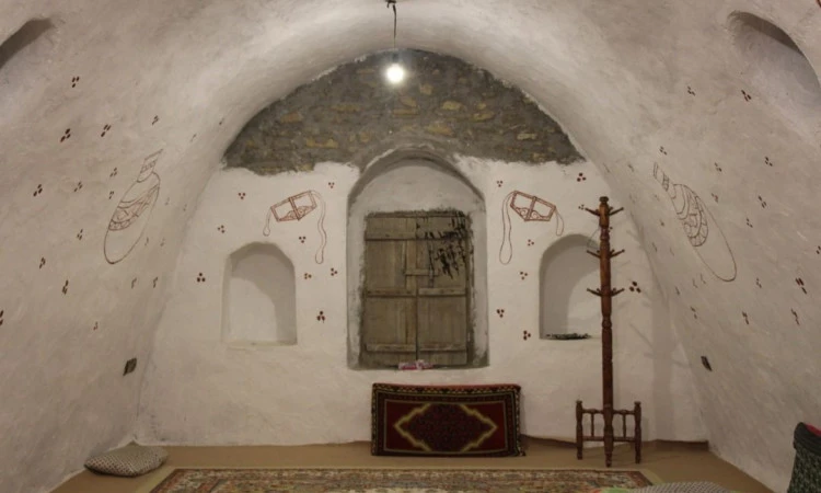 بوم گردی مدالی قشم (اتاق 7 نفره)
