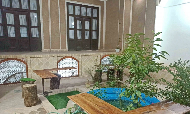 اقامتگاه شاخه نبات یزد (اتاق 2)