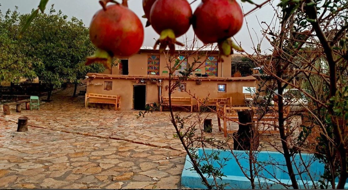 اقامتگاه سابات روانسر ( خانه شماره 1 )