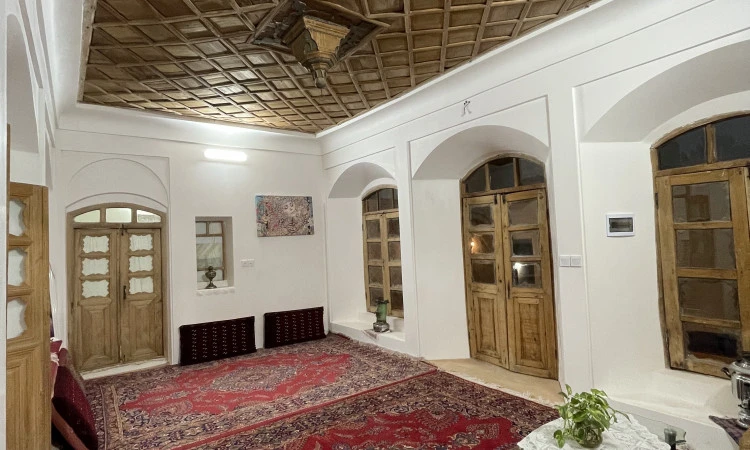 اقامتگاه سنتی عمارت ضیغمی سبزوار ( واحد شاهنشین )